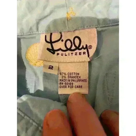 Lilly Pulitzer Classic Capri Whales and Shells in Cape Cod Blue, size 2 - Picture 8 of 11